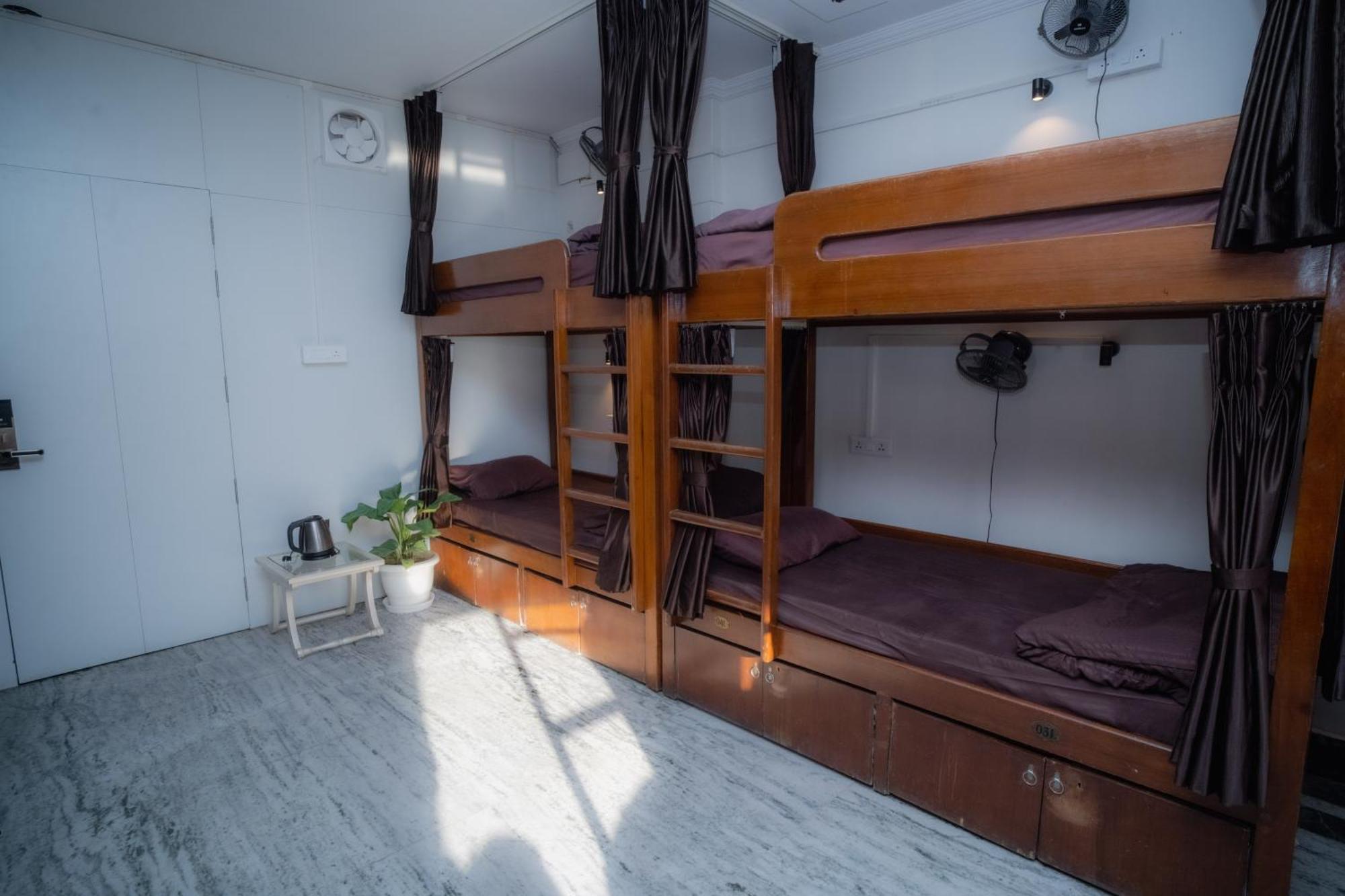 Atithi Satkaar Dormitory Varanasi Exterior foto